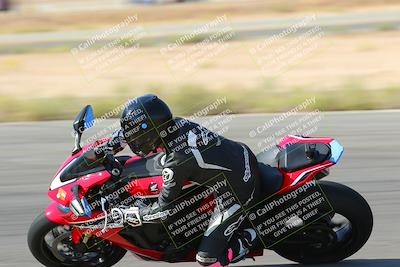 media/Oct-16-2022-TrackXperience (Sun) [[236a00b5b6]]/Group 3/session 2 turn 11/